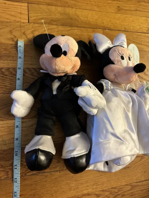 Disney Parks Mickey & Minnie Mouse Bride Groom Wedding Set Plush Musical Tags