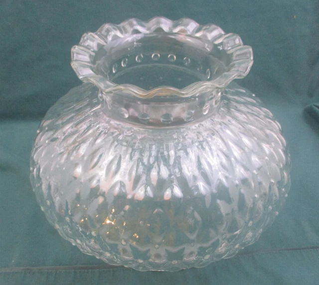 Hurricane Gwtw Student Glass Oil Lamp Shade - Clear Quilted - 10" Fitter (Ejb1)