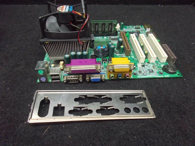 Carte mère Micro ATX MSI MS-7613 - 612500-001 Socket FCLGA1156 - DDR3