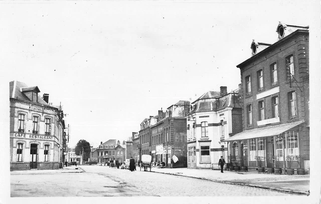 Cpa 59 Avesnes Avenue De La Gare