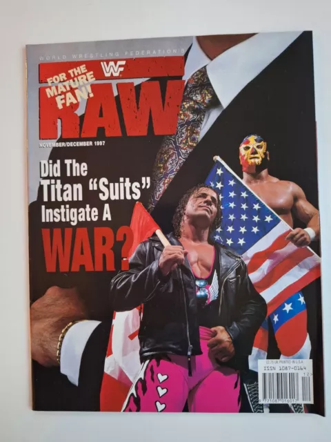 WWF Raw Magazine November / December Bret Hart with Poster WWE