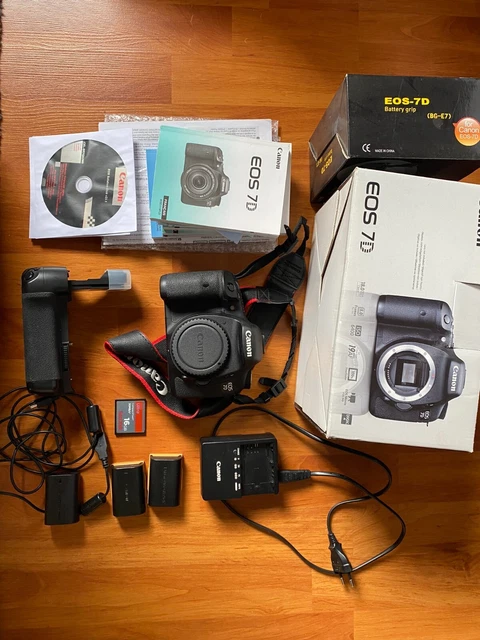 Canon EOS 7D 18 Mpix Appareil Reflex Numérique – Boîtier Nu - 6000 déclanchement