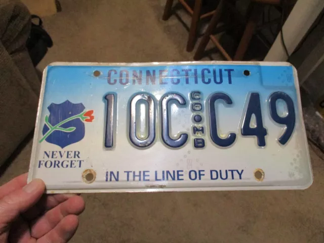 Expired 3 Years  Connecticut License Plate Never Forget In Line Of Duty