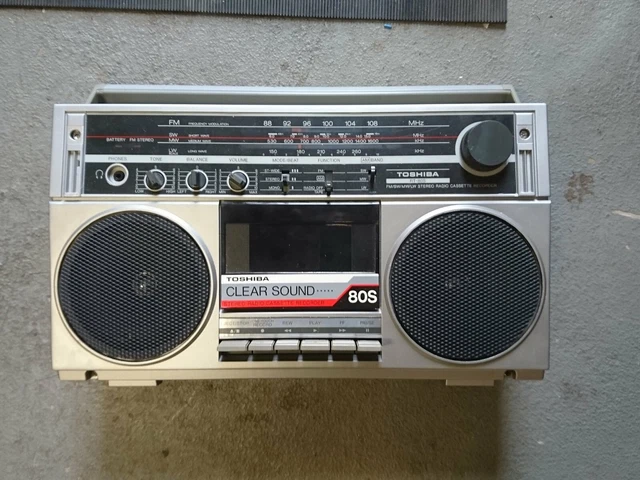 Ghettoblaster / Boombox Toshiba RT-120S - Vintage - Fonctionnel - Envoi Mondial