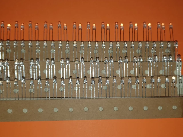 100x 3mm Led clear red 1,8V / 10mA Agilent QLMP-K147