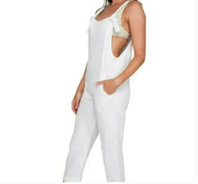 Billabong white casual relaxed fit jump suit/romper, ties (10)