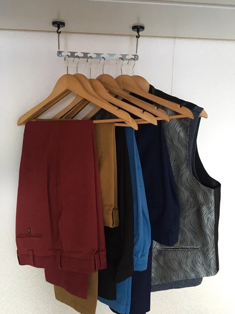 Space Saving Hanger For Cruising