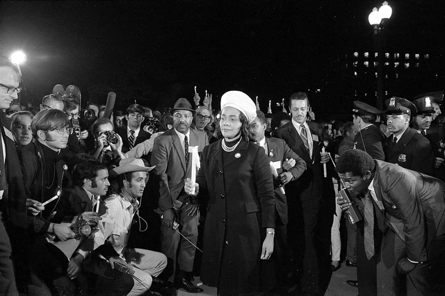 Coretta Scott King with Candle at White House to  End The Vietnam War 1969 Photo