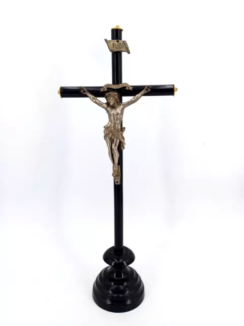 CRUCIFIX A POSER NAPOLEON III EN BOIS ET REGULE XIXème CHRIST