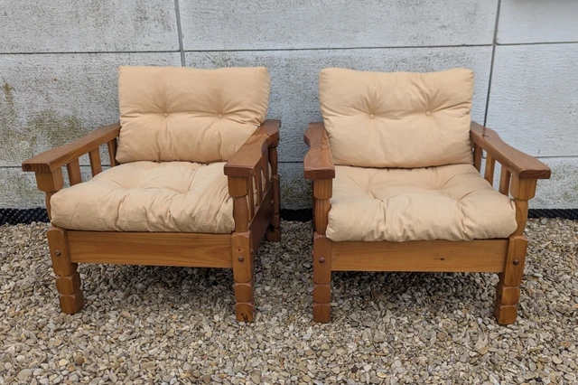 Paire de fauteuils vintage de GUILLERME ET CHAMBRON