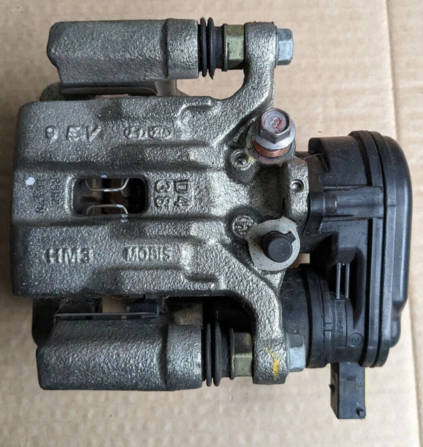 HYUNDAI KONA ELECTRIC rear right brake caliper with electric parking