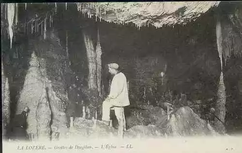 Grottes de DARGILAN - L'église    ....    (E6467)