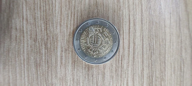 Pièce de 2 euros rare commémorative France 2002 / 2012 très bel état 