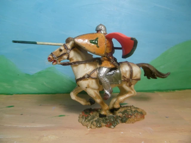 Figurine Elastolin Chevalier Médiéval - Lance Et Armure - Allemagne - Bel état