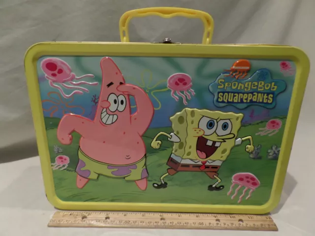 https://www.picclickimg.com/dxYAAOSwlixfMyGa/Spongebob-Squarepants-Embossed-Lunch-Box-Tin-2002-Viacom-Large.webp