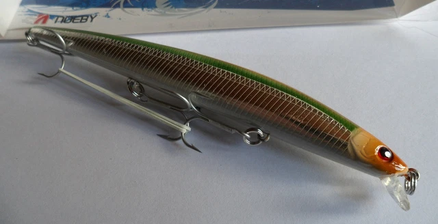 Leurre De Pêche Noeby 15cm 23g - Nage Jusqu'à 1,5m - Vert Argent Point Noir - Pour Mer Et Rivière - Neuf Sous Blister