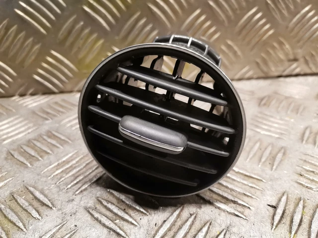 Volant C63 AMG W204 Grille De Ventilation Avant Droite Pour Mercedes Classe A AMG - Prasco (Neuf) Accessoire Mercedes Avant Droit