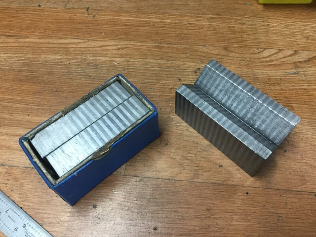 Lot Of Magnetic Blocks 4 X 2 X 1 " - 4 3/8 X 2 3/8 X 1 7/8 "