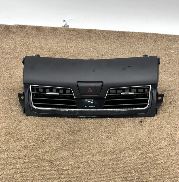 2013-2015 Nissan Altima DASH CENTER AIR VENTS BEZEL HAZARD SWITCH BLACK OEM #4