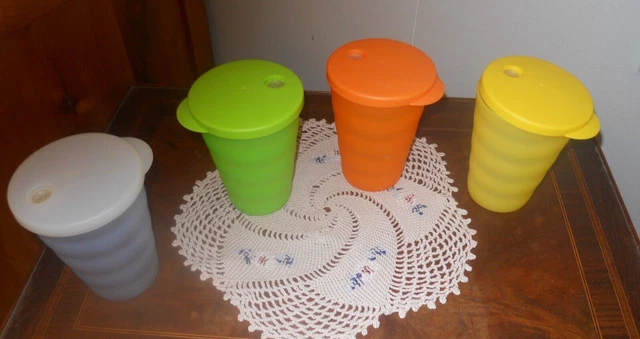 Tupperware - Lot 4 mugs Tupperware avec couvercles ( vintage ) - Arts de la table