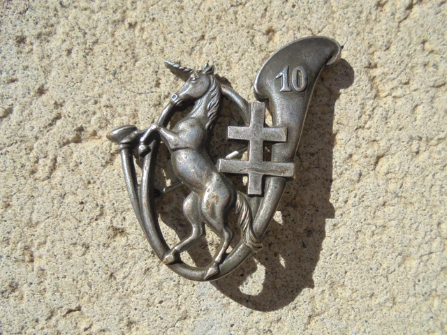 INSIGNE MILITAIRE 2 Eme BATAILLON DE CHASSEURS A PIED FABRICATION DRAGO Paris Nice Indochine