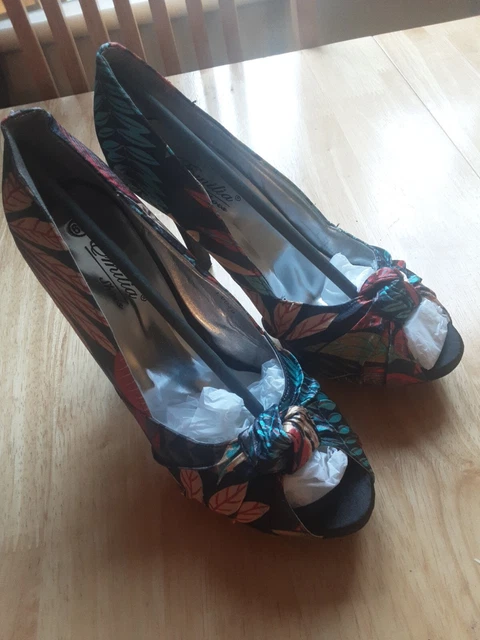 Brakeburn Ladies Emilia Black Leaf Heeled Shoes Size 4(EU 37)