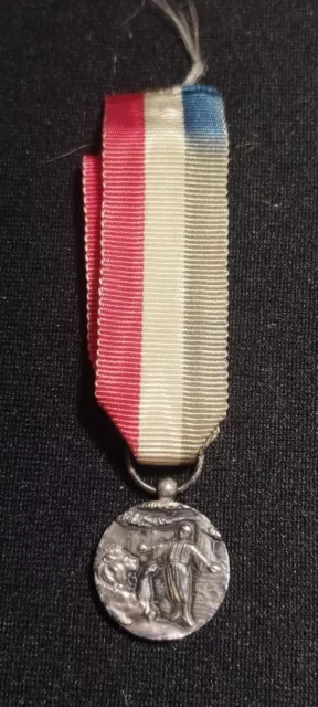 N1M*) (S) Médaille militaire ordre du mérite libanais Réduction french MEDAL