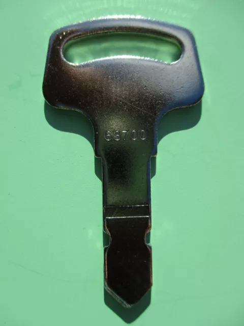 Bau & Forst & Landmaschinen Schlüssel Für  Kubota  B-Serie  Case  Ih  Nr. 63700