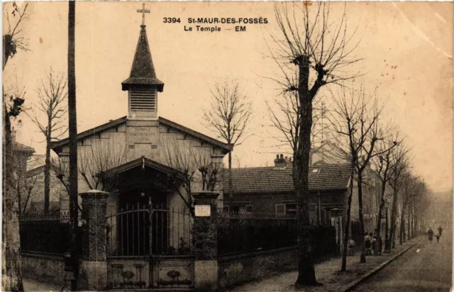 CPA St-MAUR-des-FOSSES Le Temple (390339)