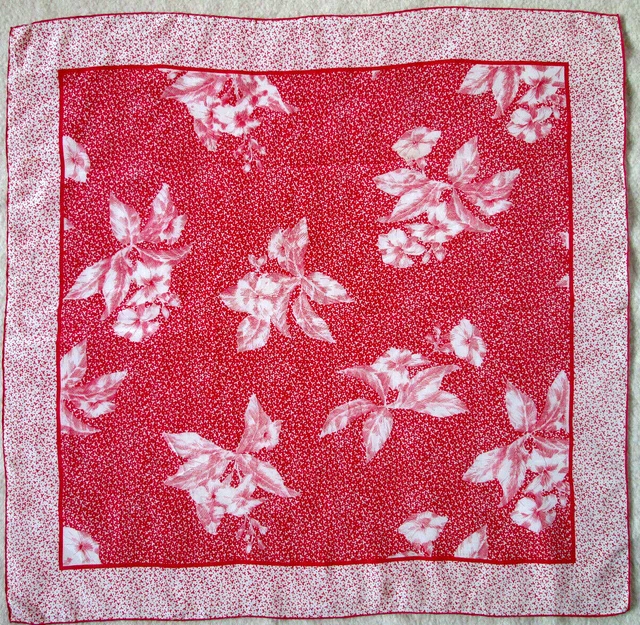 Foulard En Soie BARBARA KRACHT Vintage 85x88 Cm Beige Motif - Occasion, 100% Soie, Femme