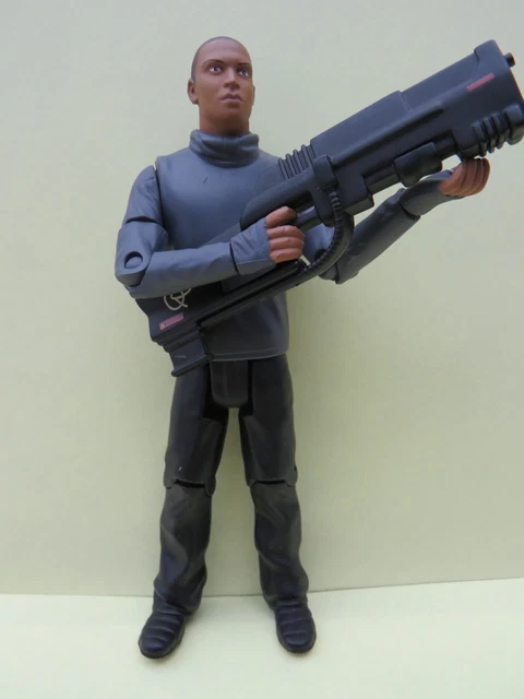 DOCTOR WHO FIGURE * Mickey Smith & Cyberman Blaster *Free P&P With ...