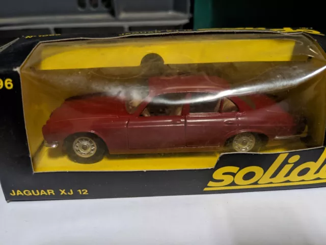Jaguar Xj 12 Bordeaux Solido 1/43