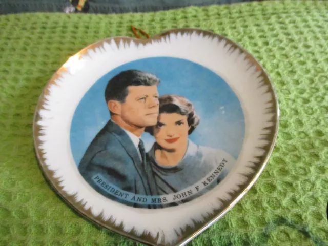 President And Mrs John F Kennedy Decorative Plate Heart Shaped Vintage Vgc