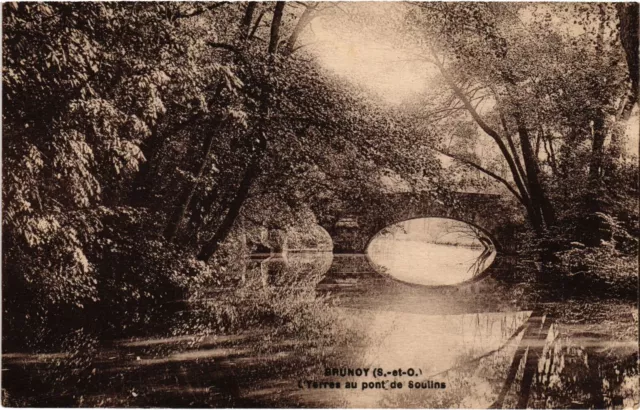 CPA Brunoy L'Yerres au pont de Soulins FRANCE (1371434)