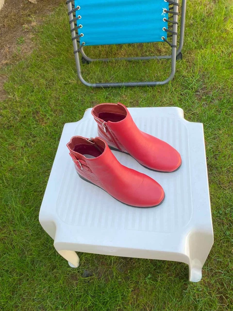 Bottines rouges en cuir pointure 38,Damart.Très bon état