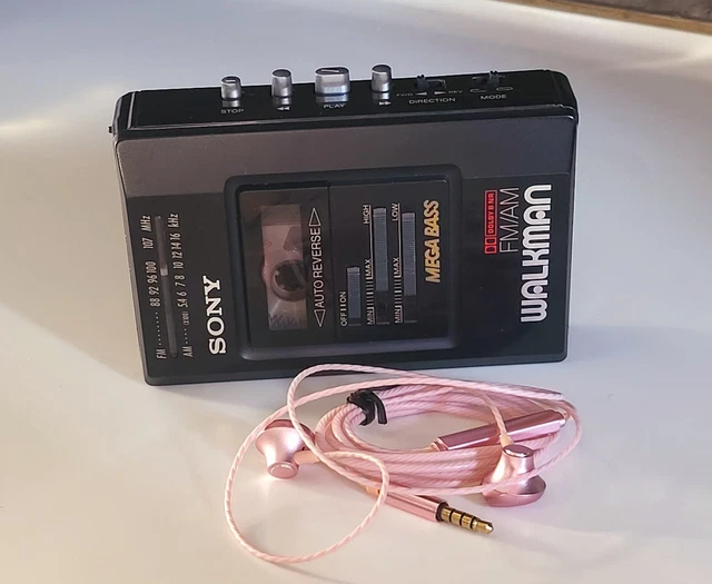 SONY WALKMAN WMAF57/BF67 Radio Cassette Player (Part working