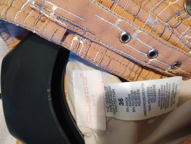 Chaqueta Custo. Muy original. Tonos salmón y hilos plateados