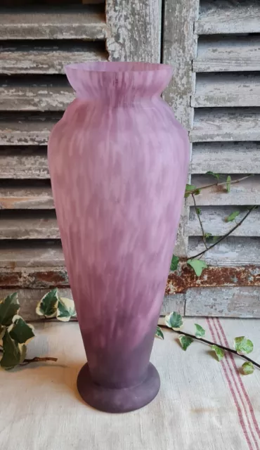 Ancien Grand Vase En Pate De Verre Rose Violet Signe Lorrain