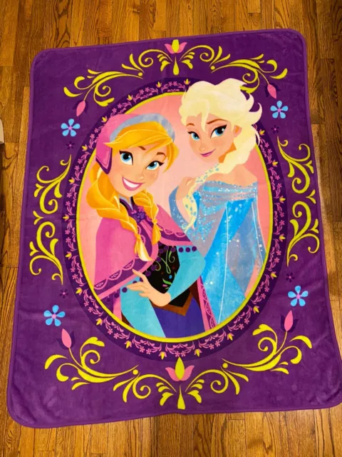 Disney’s Frozen Elsa & Anna Fleece Blanket - 57” x 44” Super Soft & Comfy & Cozy
