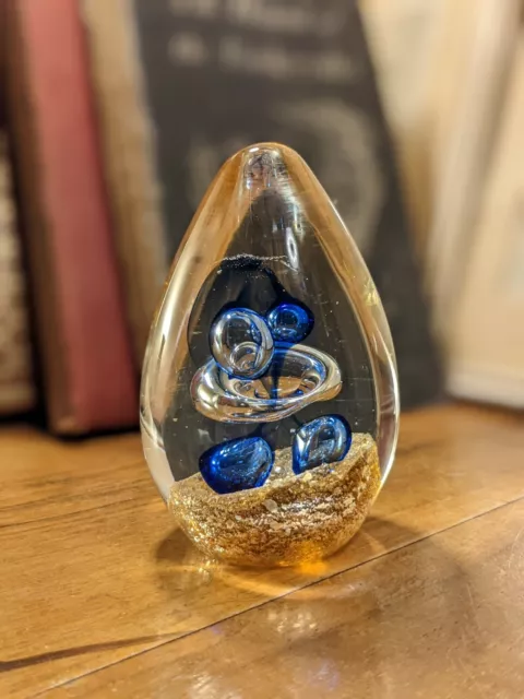 Lovely Large Blue Controlled Bubble & Halo Gold Art Glass Egg Shaped Paperweight