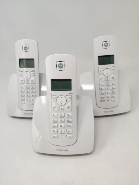 Motorola C403E Trio Telefono Cordless Comunicanti Rubrica 3 Ricevitori Bianco 2