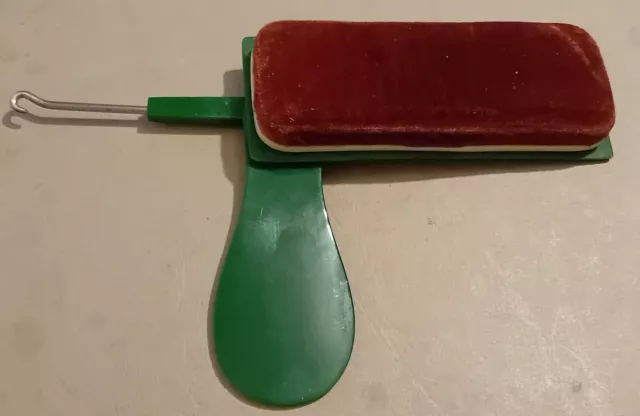 Old Bakelite Celluloid Plastic Folding Green Shoe Horn Button Hook & Suede Brush