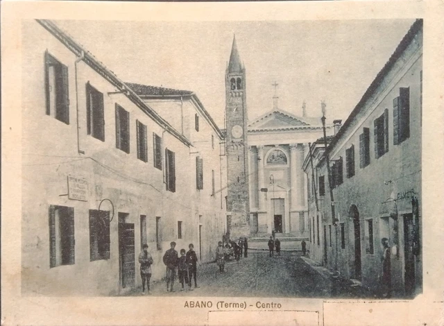 Cartolina  Abano Terme - Padova - Centro Del Paese Animata  Fp