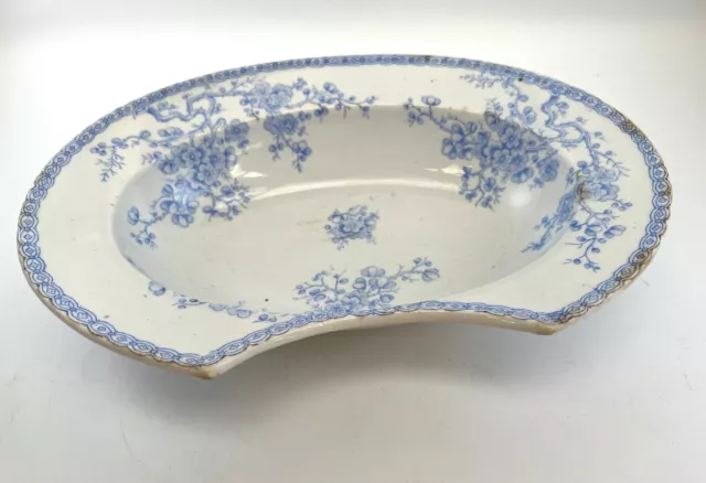 Ancien plat à barbe en faience de Gien modele fleurette fleur bleues 3