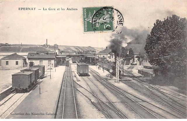 51 - EPERNAY - SAN65335 - La Gare et les Ateliers - train