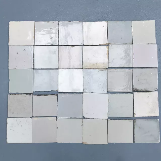 Large field of 30 Dutch Delft White tiles, "witjes", 18th/19th ct.