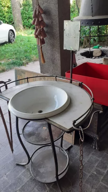 Antico Lavabo Toilette  In Ferro Battuto Inizio 900.