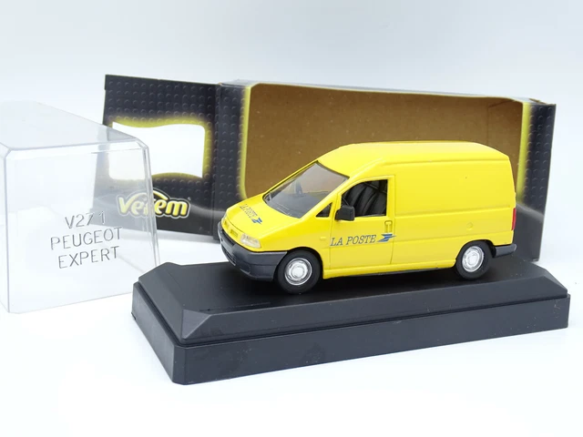 SOLIDO 1/50 = Fourgon Peugeot J9 Ambulance Pompiers De Marseille Annees