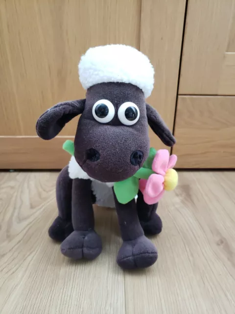 Wallace And Gromit Shaun The Sheep with Flower Plush Soft Toy 1989 Vintage