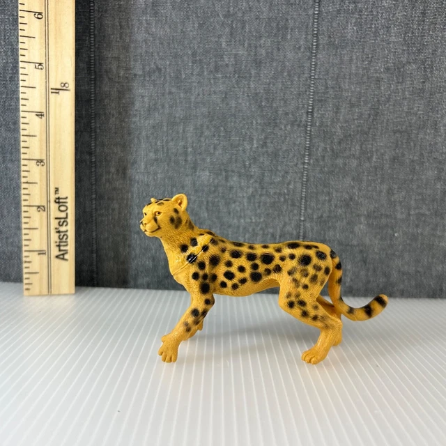 Cheetah 2011 Plastic Animal 2.5" Inch Figure Figurine Wildlife Jungle Big Cat
